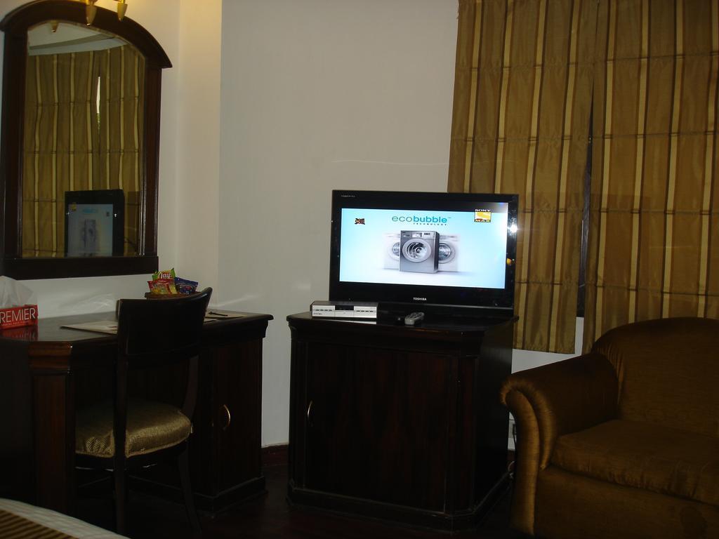 J'S Inn Nuova Delhi Esterno foto